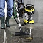 water-opzuigen-met-de-karcher-mv6-premium-p-e1460664411664-300×194