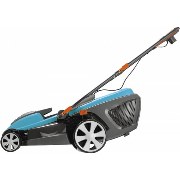 gazonokosarka-gardena-power-max-42e